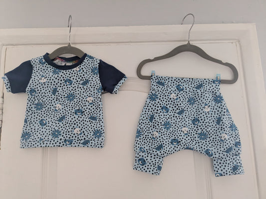 Top and shorts set 0-6 months